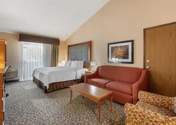 Best Western Plus Oak Harbor Hotel & Conference Center hotel thumbnail 8