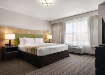 Country Inn & Suites by Radisson, Green Bay East, WI hotel thumbnail 7