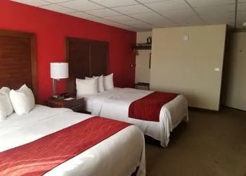 Ramada by Wyndham Downtown Spokane hotel thumbnail 3