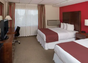 Ramada by Wyndham Downtown Spokane hotel thumbnail 8