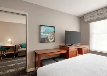Hampton Inn Deadwood at Tin Lizzie Gaming Resort hotel thumbnail 6