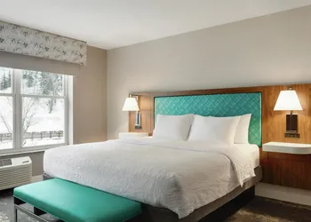 Hampton Inn Deadwood at Tin Lizzie Gaming Resort hotel thumbnail 7