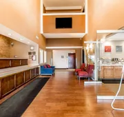Comfort Suites Mattoon East hotel detail image 3
