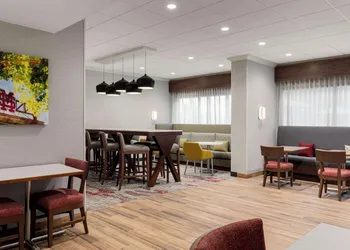 Hampton Inn Starkville Mississippi State University hotel thumbnail 3