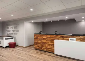 Hampton Inn Starkville Mississippi State University hotel thumbnail 4