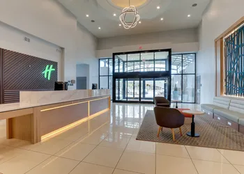 Holiday Inn Mobile - Airport by IHG hotel thumbnail 3