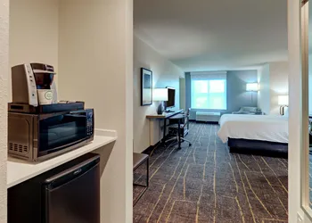 Holiday Inn Mobile - Airport by IHG hotel thumbnail 8