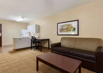 Extended Stay America Suites Rockford I90 hotel thumbnail 8