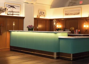Harbor Court Hotel hotel thumbnail 3