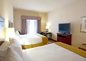 Holiday Inn Express & Suites Kingsville by IHG hotel thumbnail 5