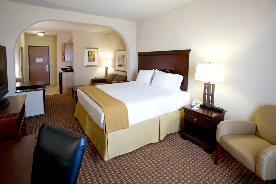 Holiday Inn Express & Suites Kingsville by IHG hotel detail image 6