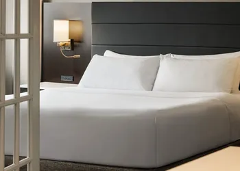 Crowne Plaza Knoxville Downtown University by IHG hotel thumbnail 8