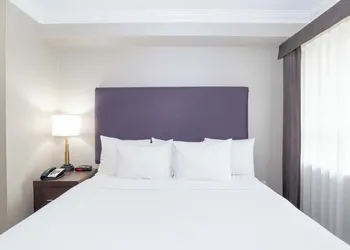Sandman Hotel & Suites Abbotsford hotel thumbnail 3