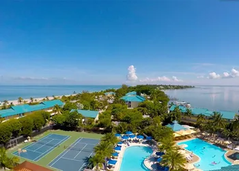 Tween Waters Island Resort & Spa hotel thumbnail 2