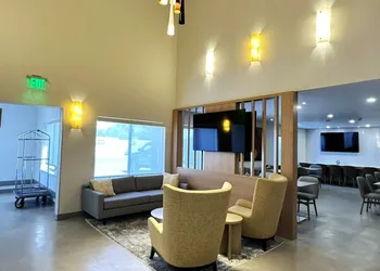 Comfort Suites At Tucson Mall hotel thumbnail 6