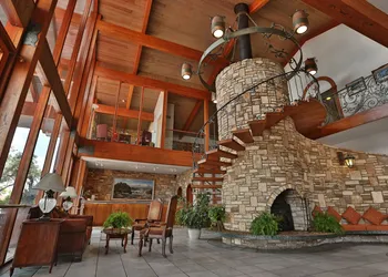The Inn Of The Hills hotel thumbnail 2