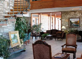 The Inn Of The Hills hotel thumbnail 6