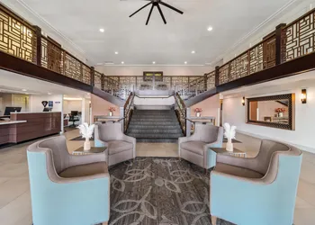 Best Western Plus Hilltop Inn hotel thumbnail 3