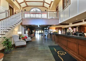 Chateau Beauvallon hotel thumbnail 2