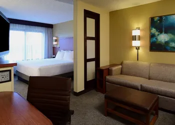 Hyatt Place Dallas/Las Colinas hotel thumbnail 3