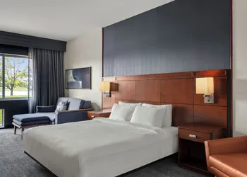 Courtyard by Marriott Evansville East hotel thumbnail 7