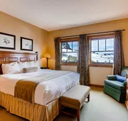The Lodge at Mountaineer Square, A Vail Resorts Property hotel detail image 5