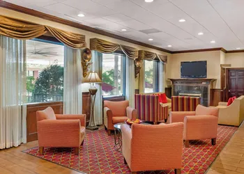 Best Western Plus Burlington hotel thumbnail 3