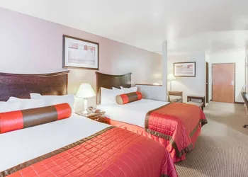 Baymont by Wyndham Wheeler hotel thumbnail 7