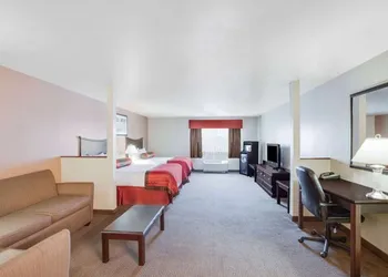 Baymont by Wyndham Wheeler hotel thumbnail 8