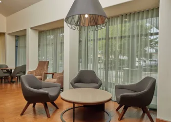 Courtyard by Marriott Eugene Springfield hotel thumbnail 2
