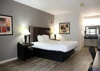 Americas Best Value Inn Monroe hotel thumbnail 5