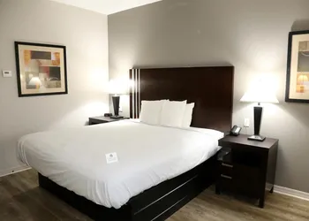 Americas Best Value Inn Monroe hotel thumbnail 8