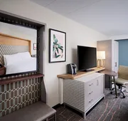 Holiday Inn Burlington Conference Centre by IHG hotel detail image 5