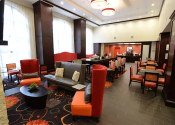 Hampton Inn & Suites Albany At Albany Mall hotel thumbnail 4