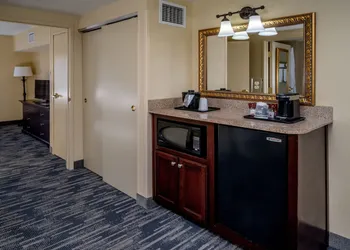 Country Inn & Suites by Radisson, Princeton, WV hotel thumbnail 7