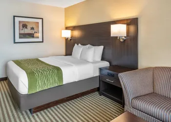 Comfort Inn Chatham hotel thumbnail 8