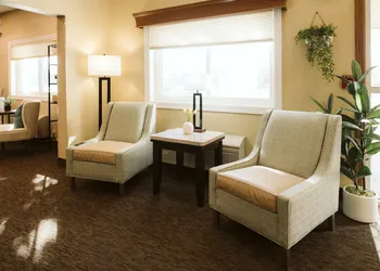 EverSpring Suites hotel thumbnail 5
