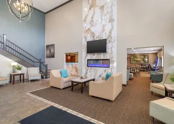 EverSpring Suites hotel thumbnail 6