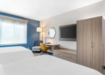 Holiday Inn Express & Suites Alice by IHG hotel thumbnail 8