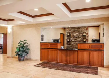 Comfort Inn & Suites Grinnell near I-80 hotel thumbnail 4