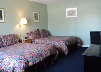 Bay Motel hotel thumbnail 6