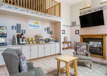 Days Inn by Wyndham Torrey Capital Reef hotel thumbnail 2