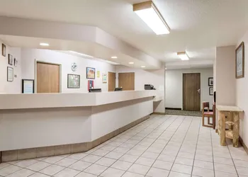 Days Inn by Wyndham Torrey Capital Reef hotel thumbnail 3