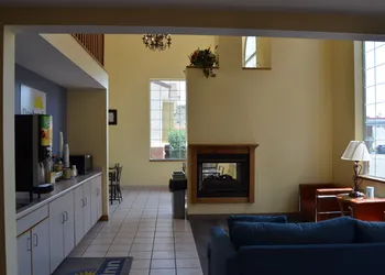 Days Inn by Wyndham Torrey Capital Reef hotel thumbnail 6