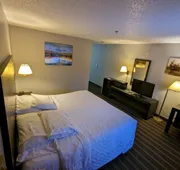 Woodfield Inn and Suites hotel detail image 4