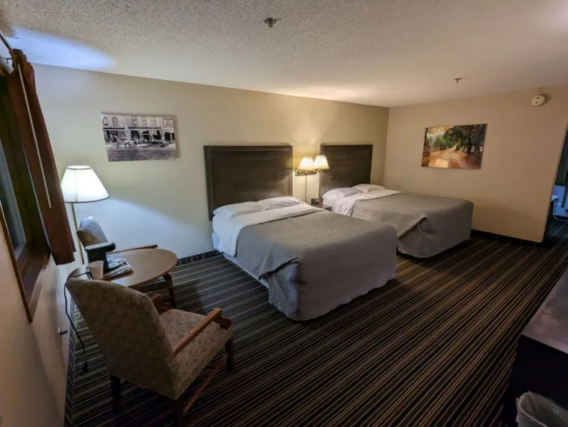 Woodfield Inn and Suites hotel detail image 6