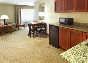 Holiday Inn Express Inn & Suites Searcy by IHG hotel thumbnail 3