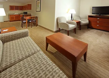 Holiday Inn Express Inn & Suites Searcy by IHG hotel thumbnail 4