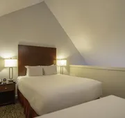 Mountain Side Hotel Whistler by Executive hotel detail image 5