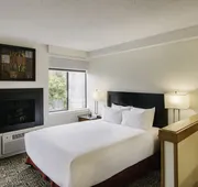 Mountain Side Hotel Whistler by Executive hotel detail image 7